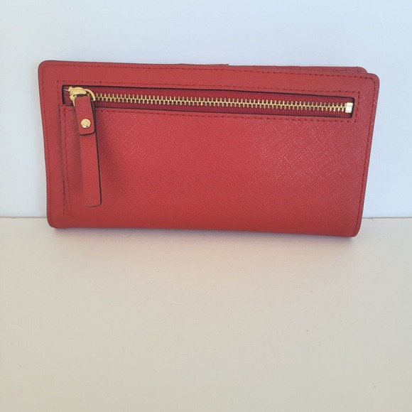 Kate Spade Wallet Red Raspberry Saffiano Leather Logo Large Bifold Classic - Picture 2 of 10